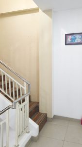 09 tangga menuju lantai 3 500